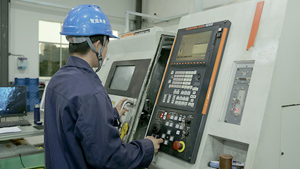 走進德剛精工 模具制造的藝術(shù)與創(chuàng)新